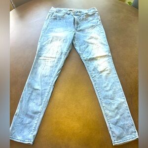 American Eagle Extreme Stretch Jeggings - size 12 Regular - Light wash